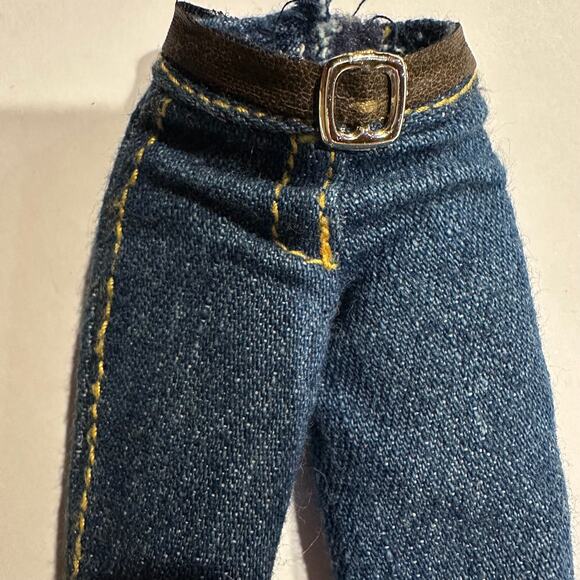 Vintage Barbie Outfit 1998 Becky School Photographer Replacement Jeans Plaid - Picture 4 of 4